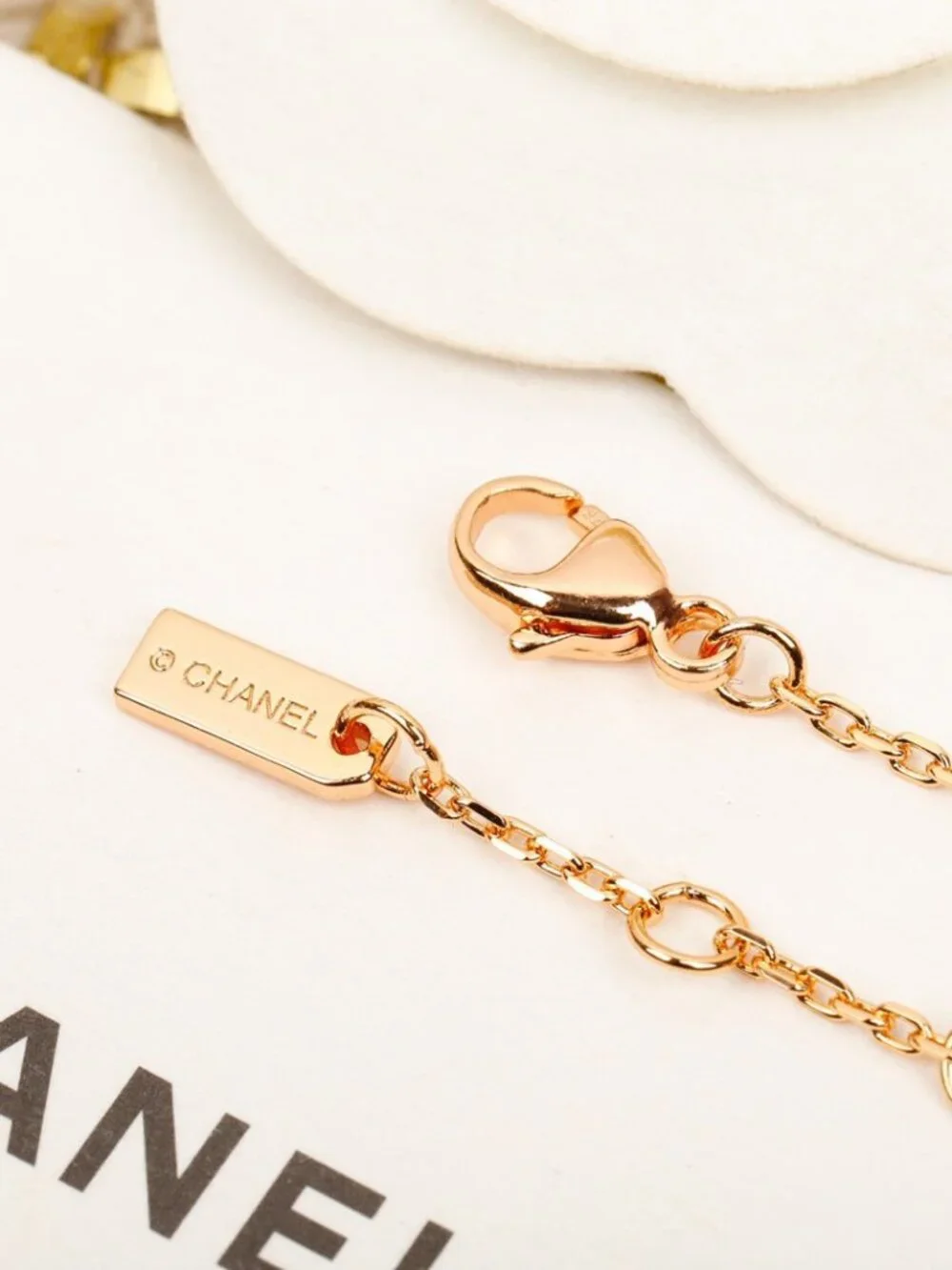 Authentic Chanel No.5 Number Teardrop Crystal Rose Gold Slim Bracelet - Picture 4 of 4